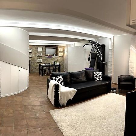 Appartamento Ebhouse Capiago Intimiano Extérieur photo