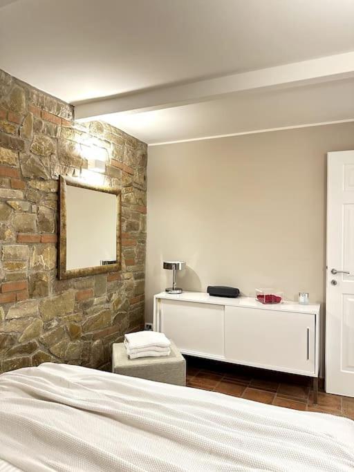 Appartamento Ebhouse Capiago Intimiano Extérieur photo