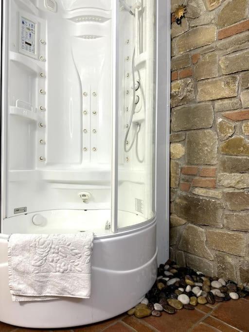 Appartamento Ebhouse Capiago Intimiano Extérieur photo